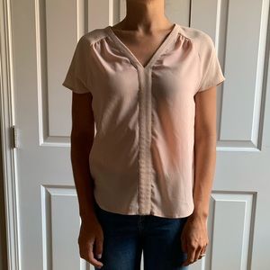 Blush pink Ro & De short sleeved blouse